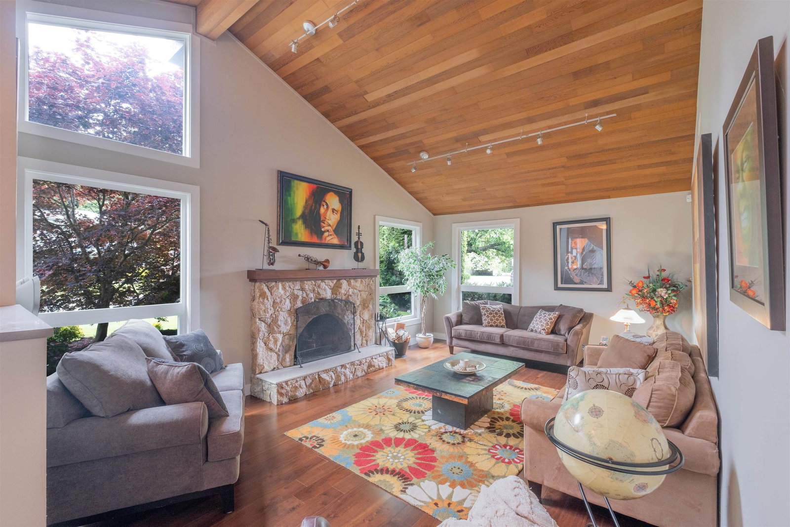 Listing Image 14