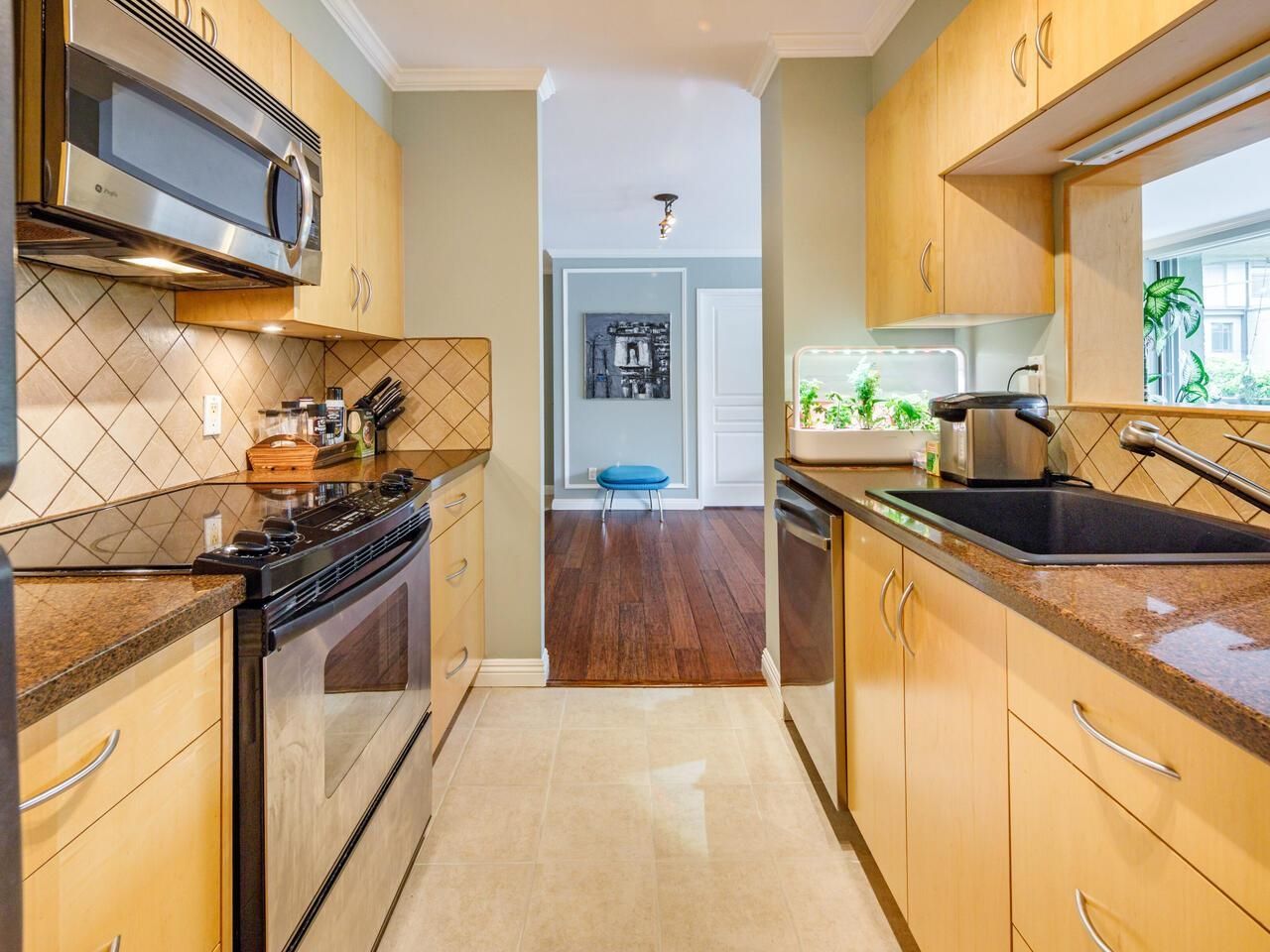 Listing Image 15