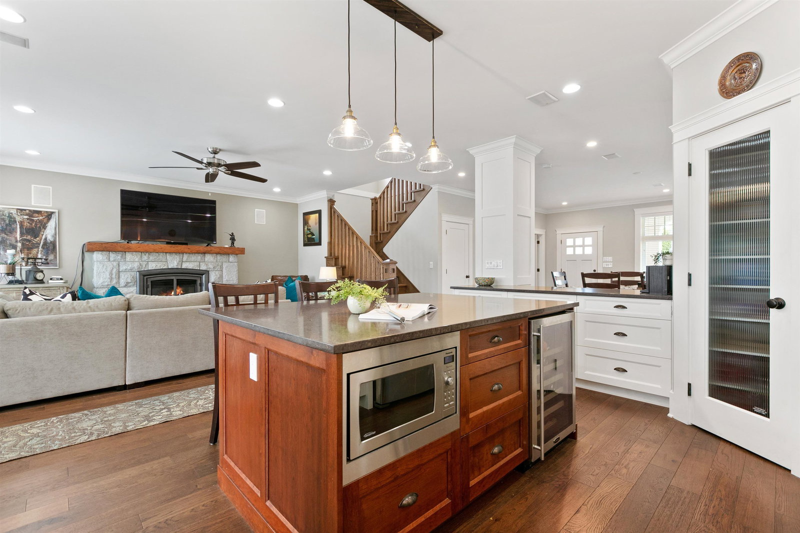 Listing Image 13