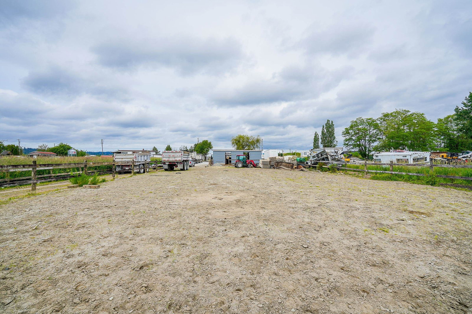 Listing Image 26