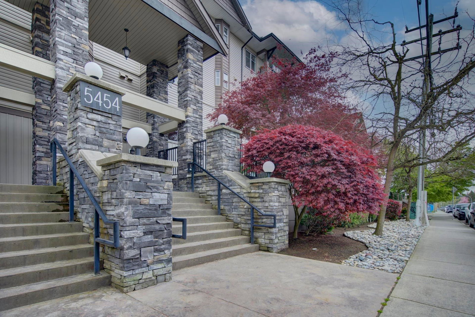 Listing Image 23