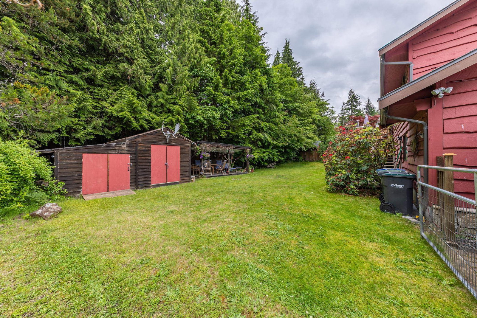 Listing Image 9