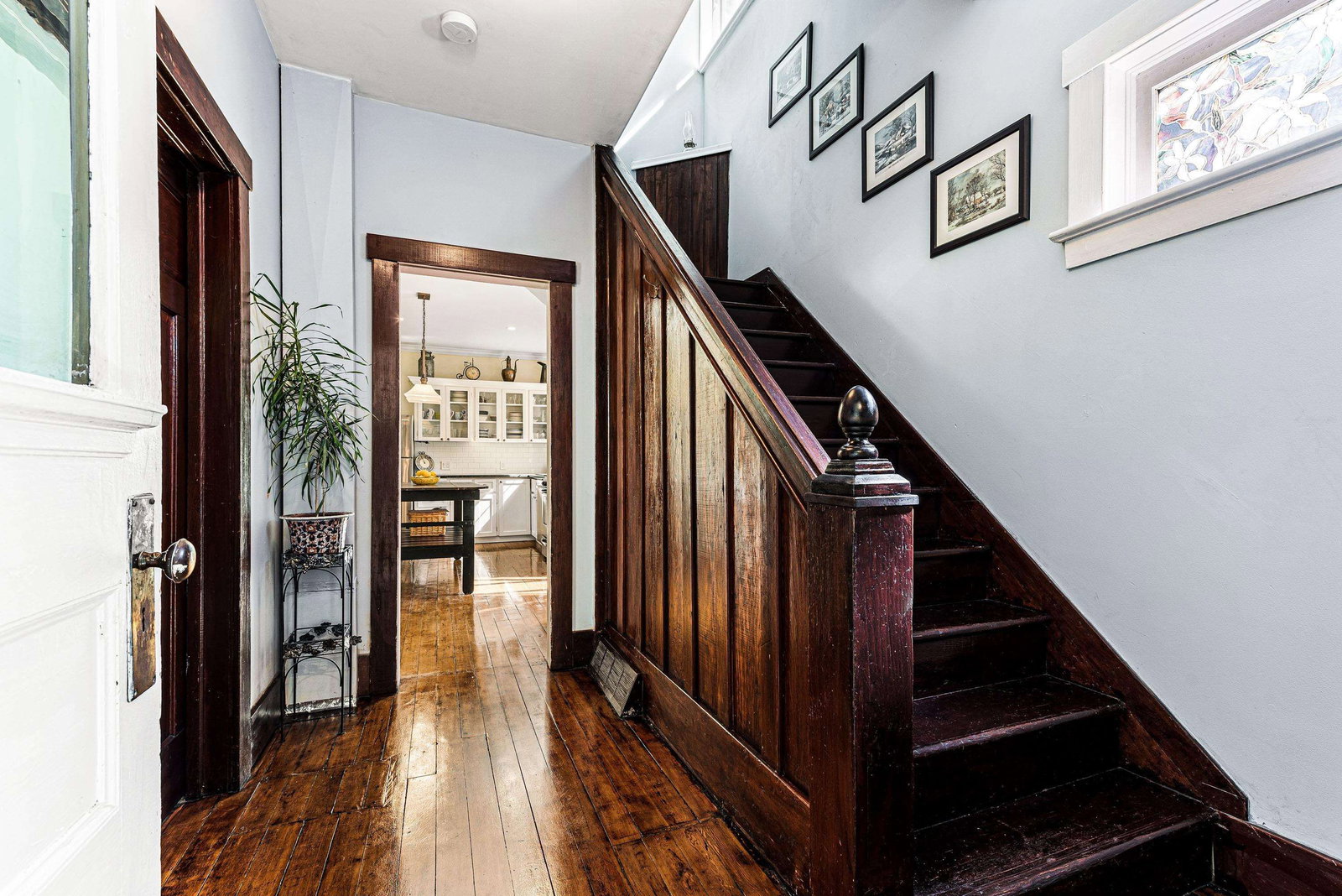Listing Image 9