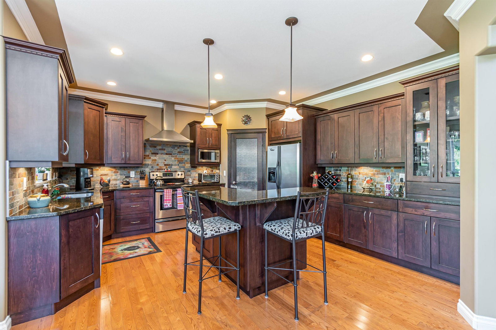 Listing Image 10