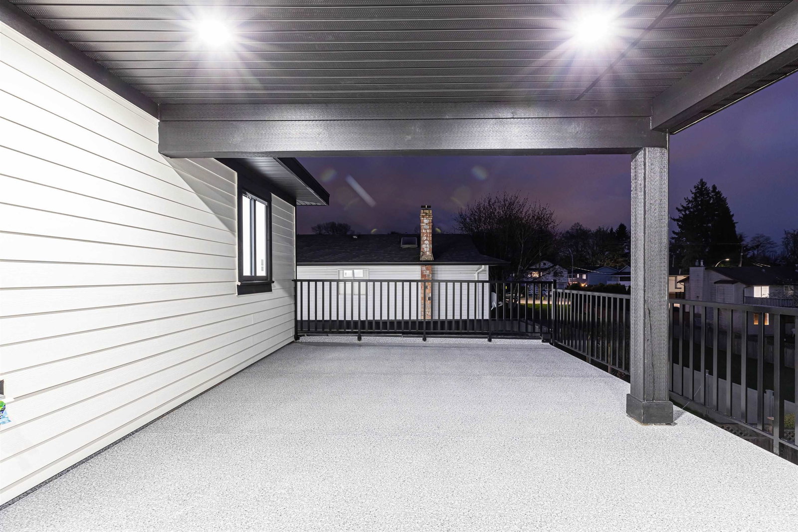 Listing Image 40