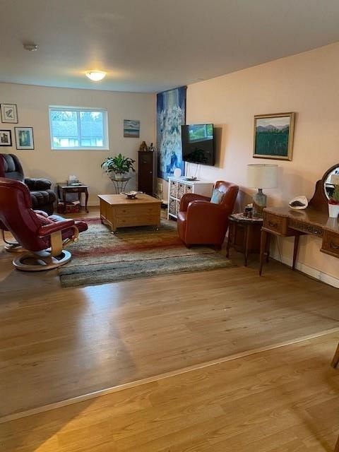 Listing Image 25