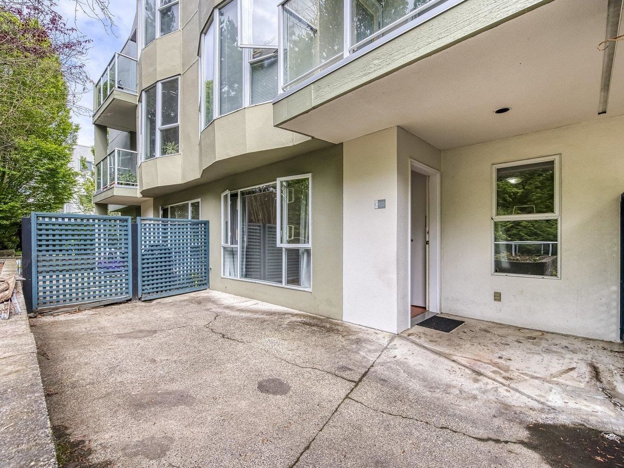 Listing Image 5