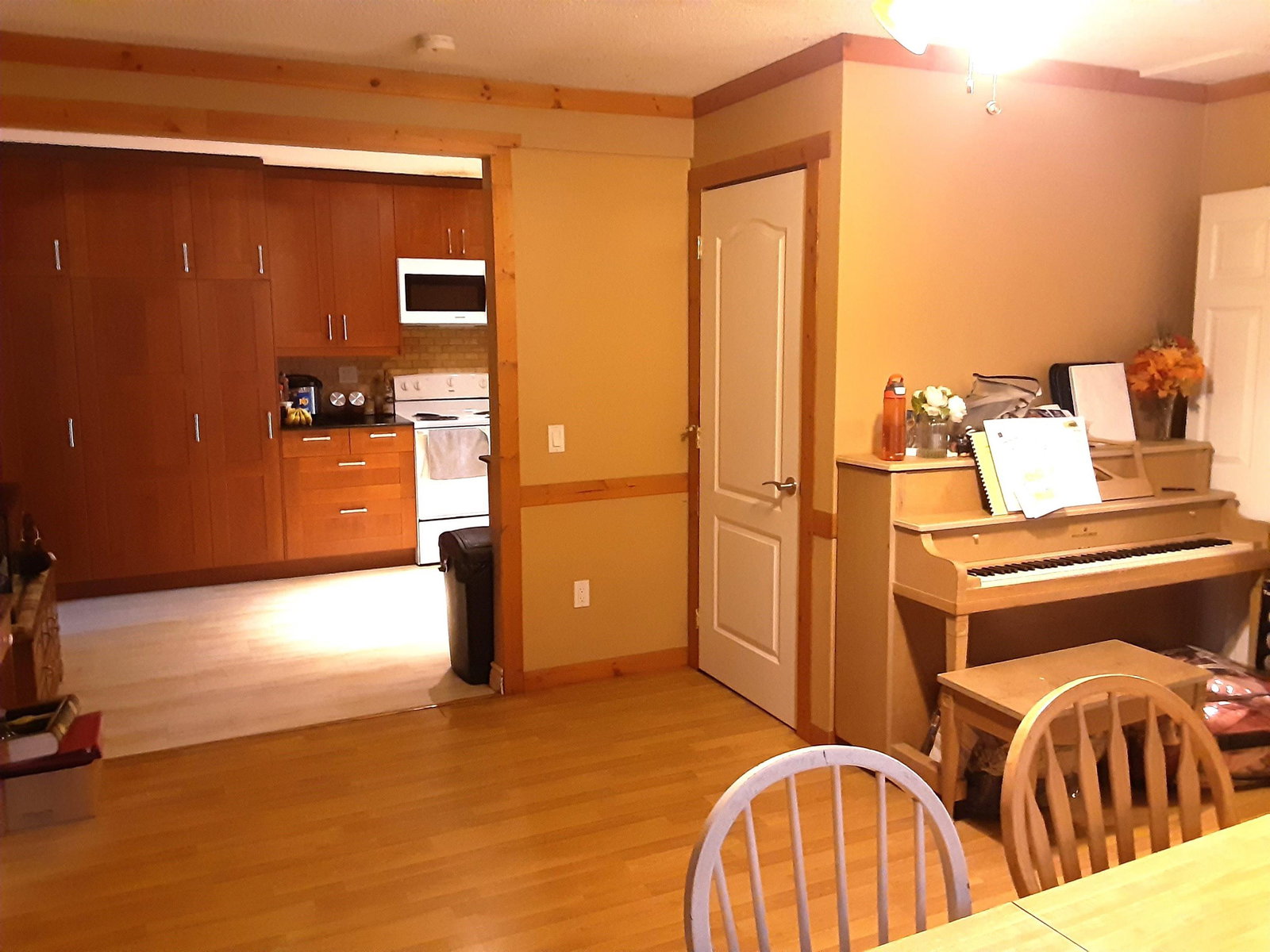Listing Image 16