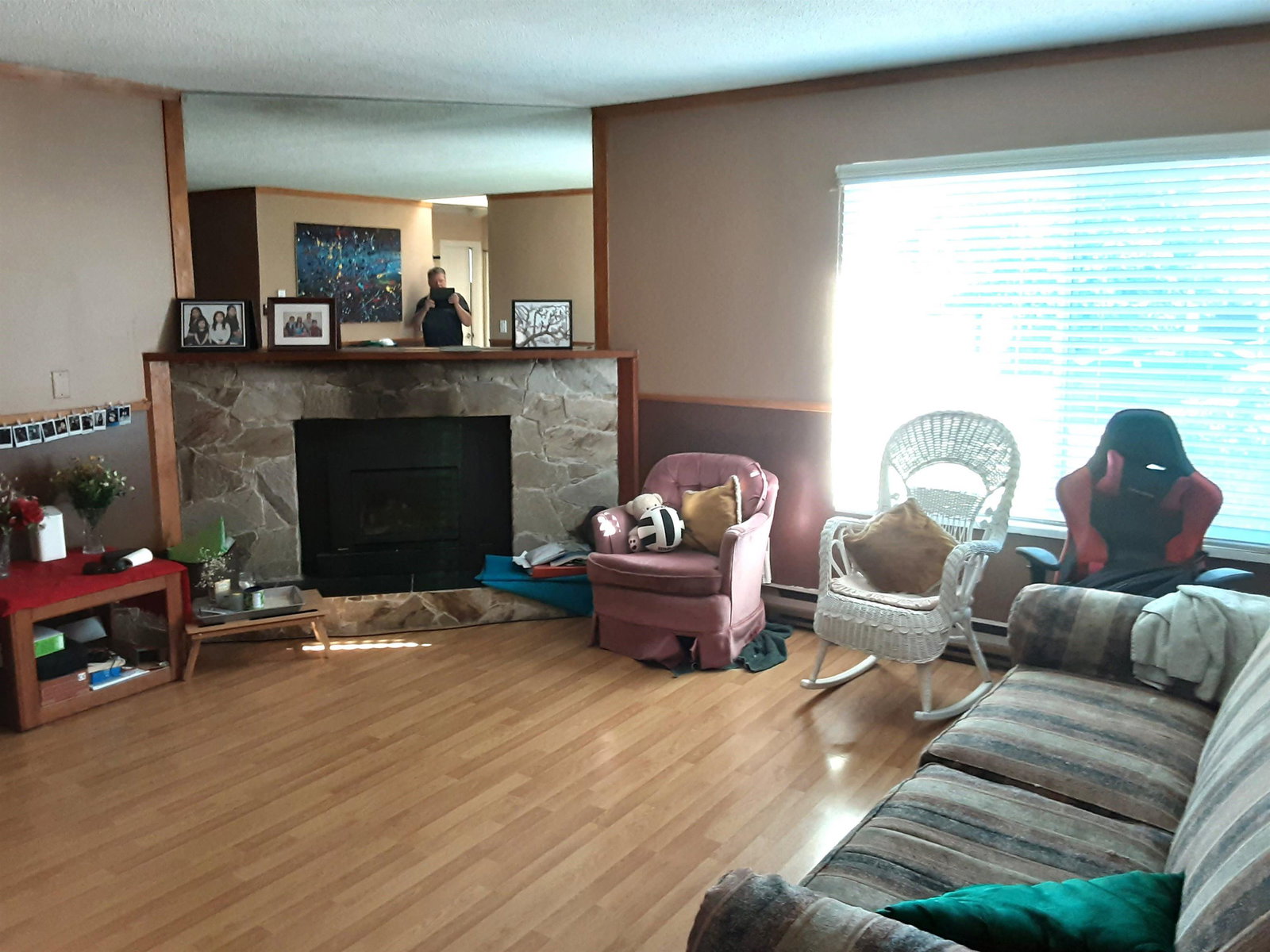 Listing Image 5