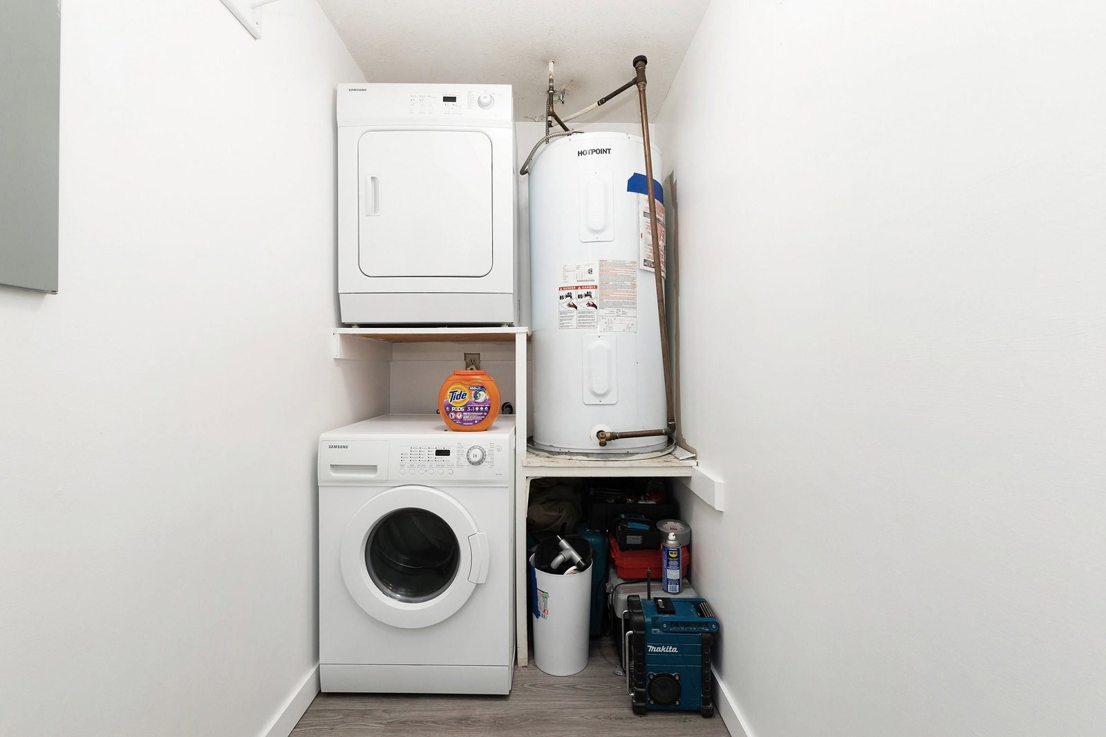 Listing Image 16