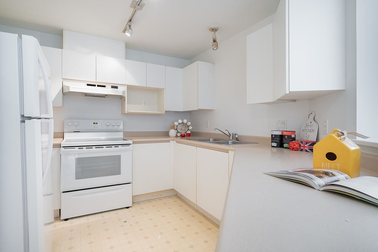 Listing Image 16