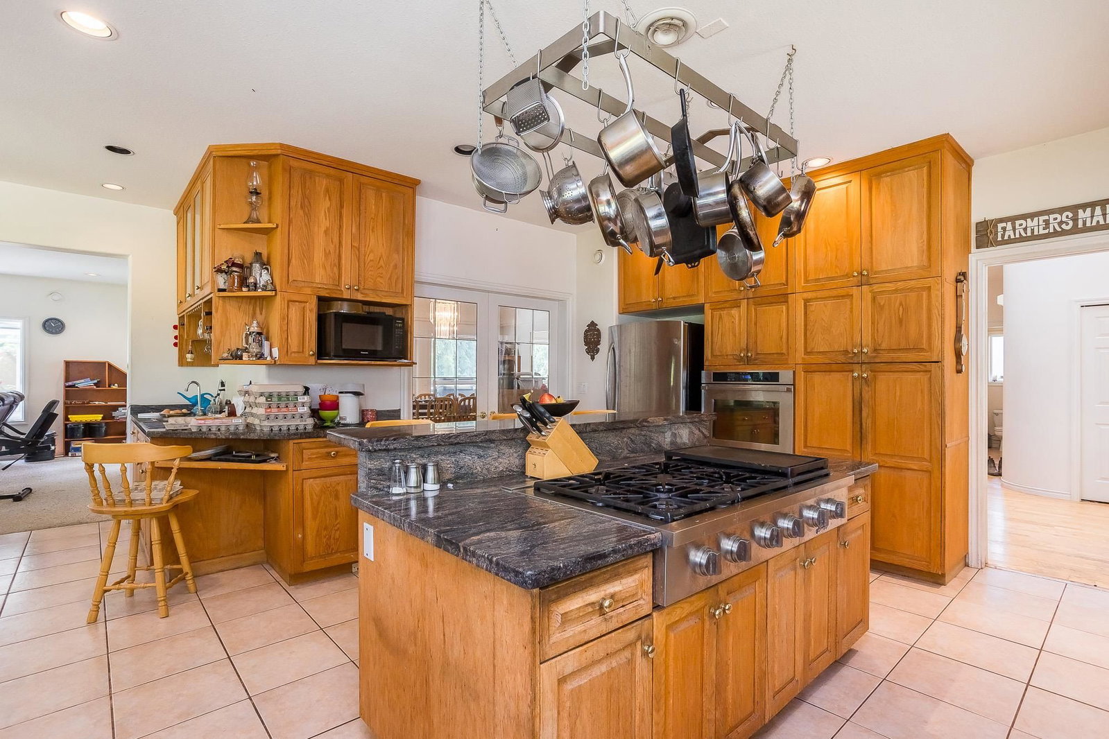 Listing Image 12