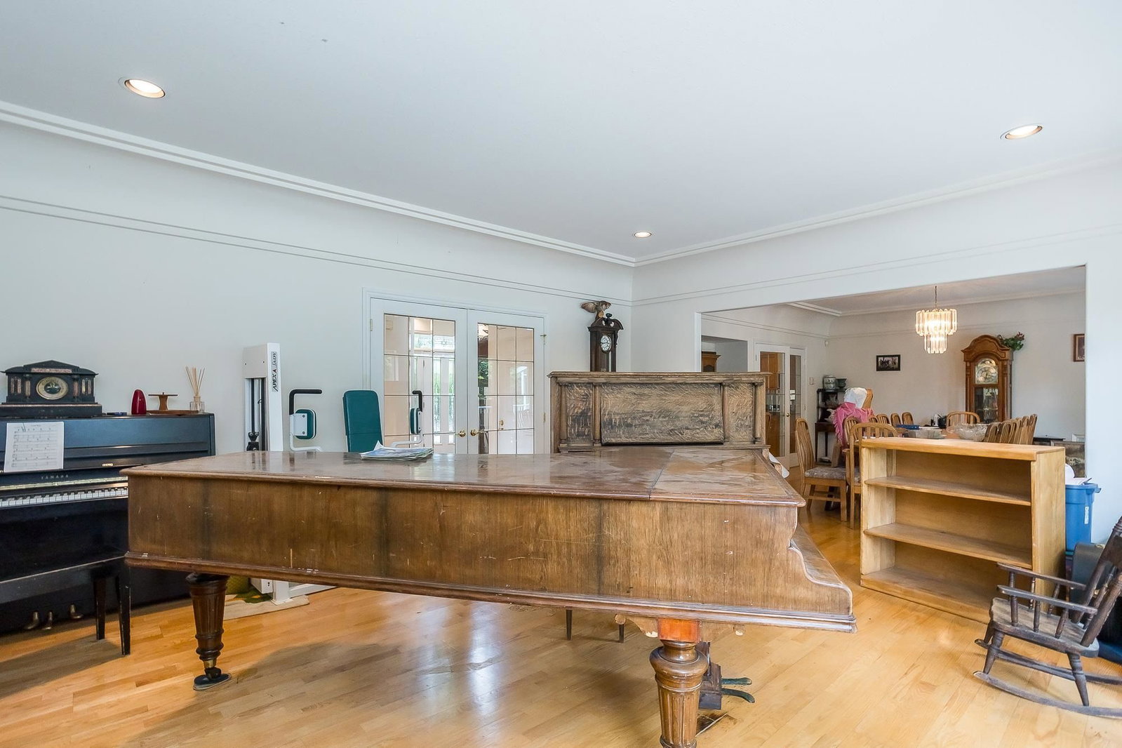 Listing Image 18