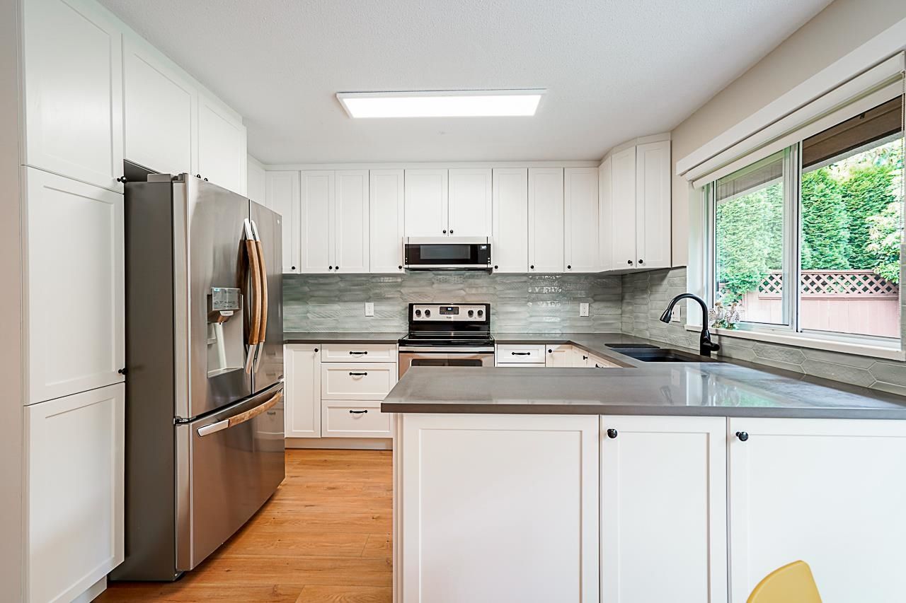 Listing Image 14