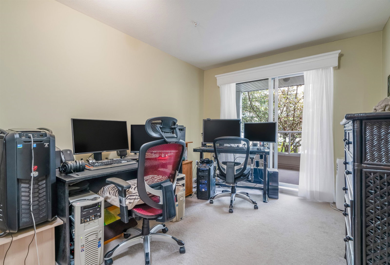 Listing Image 17