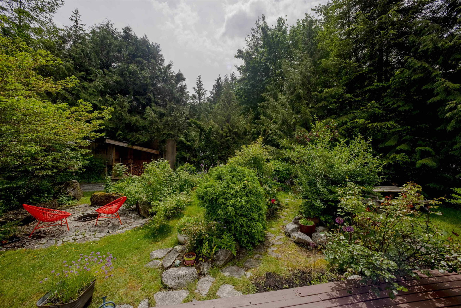 Listing Image 8