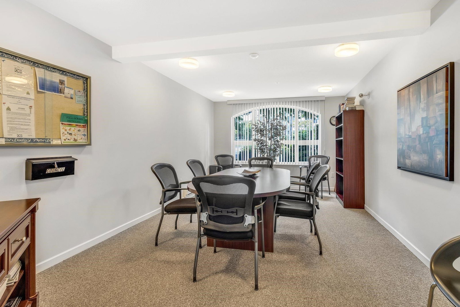 Listing Image 24