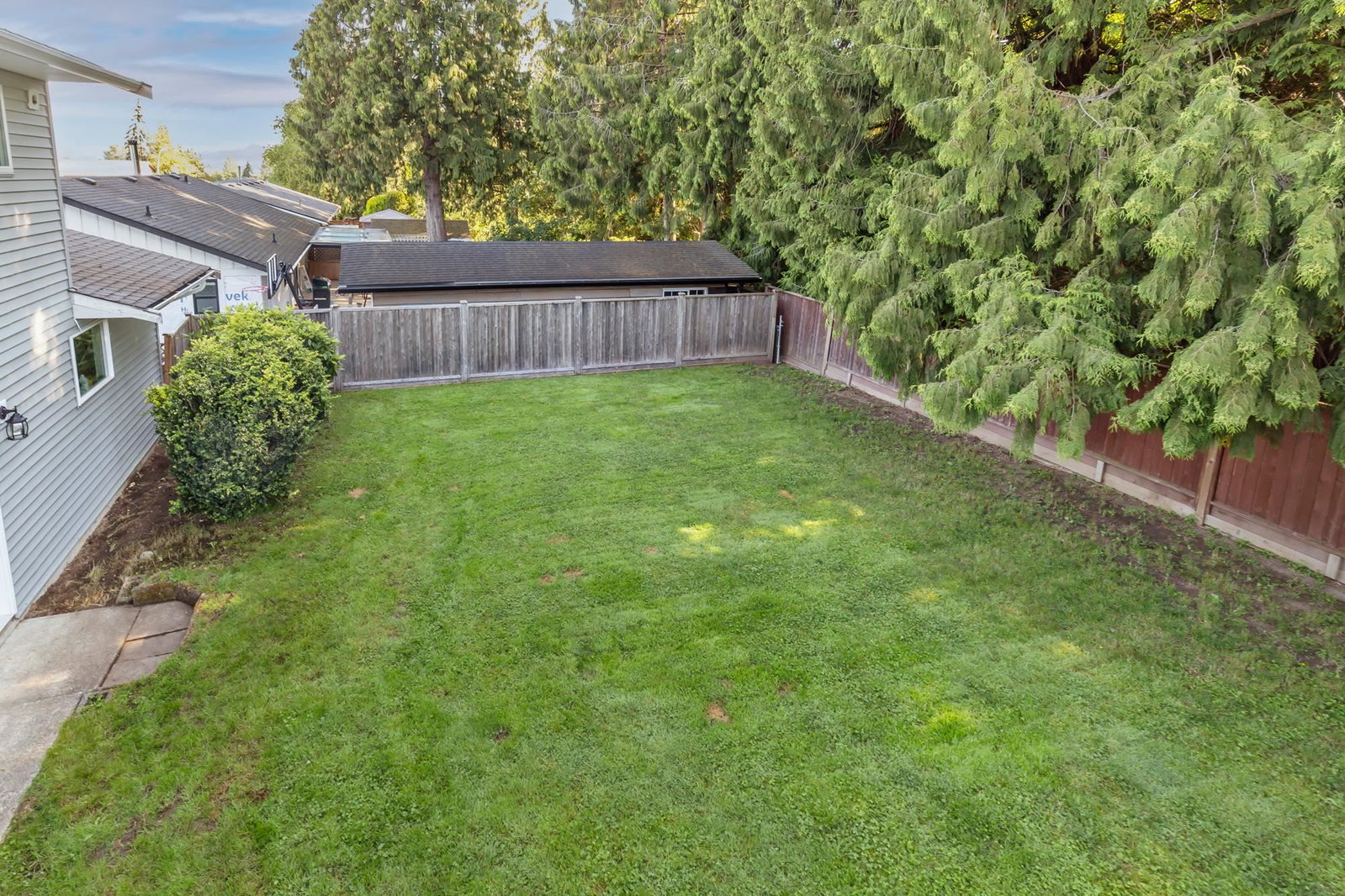 Listing Image 33
