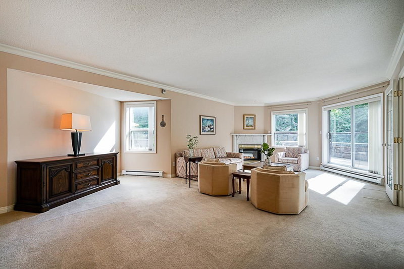 303 - 1500 Ostler Court, North Vancouver, V7G 2S2 | Image 3