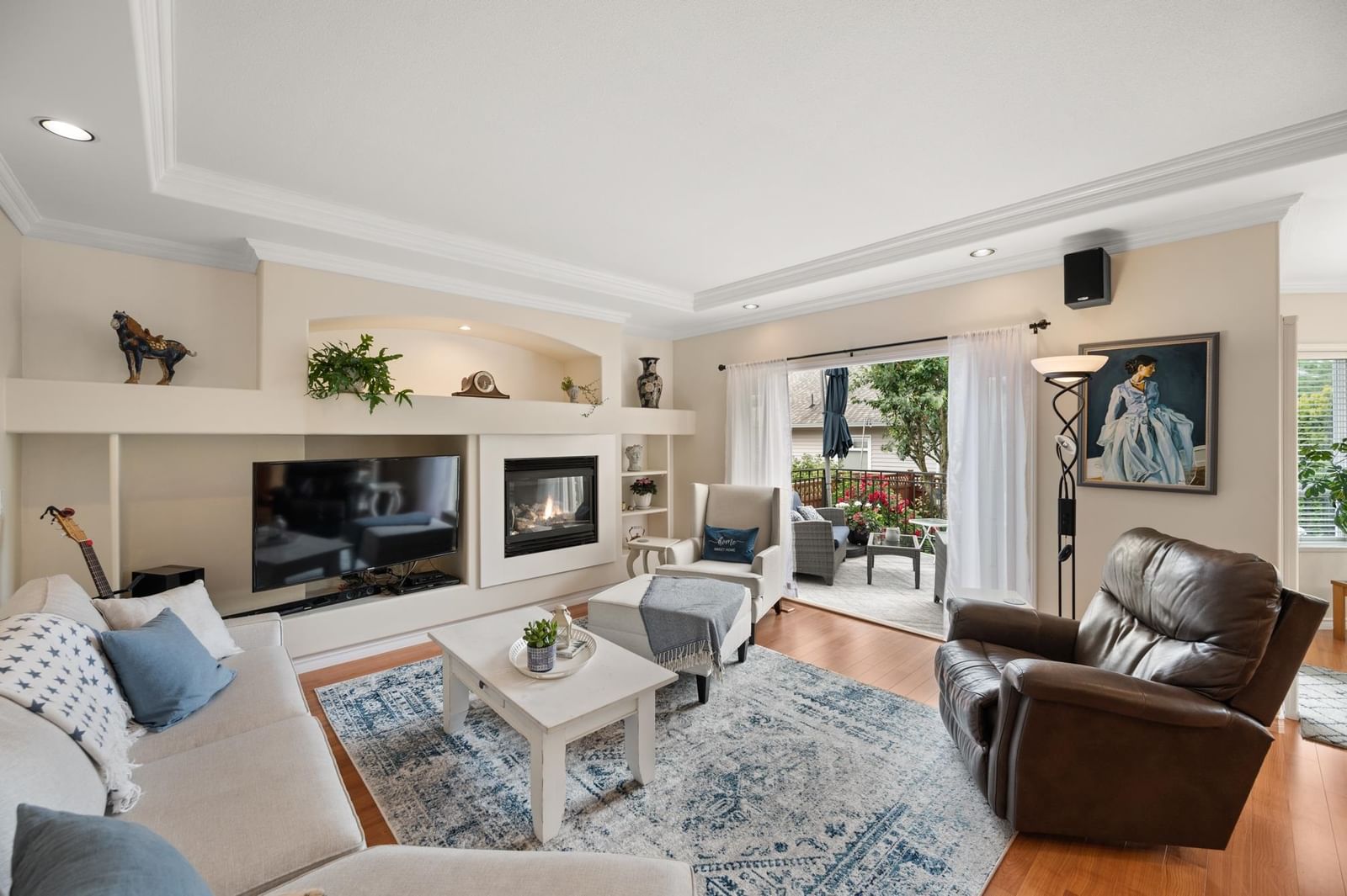 Listing Image 5