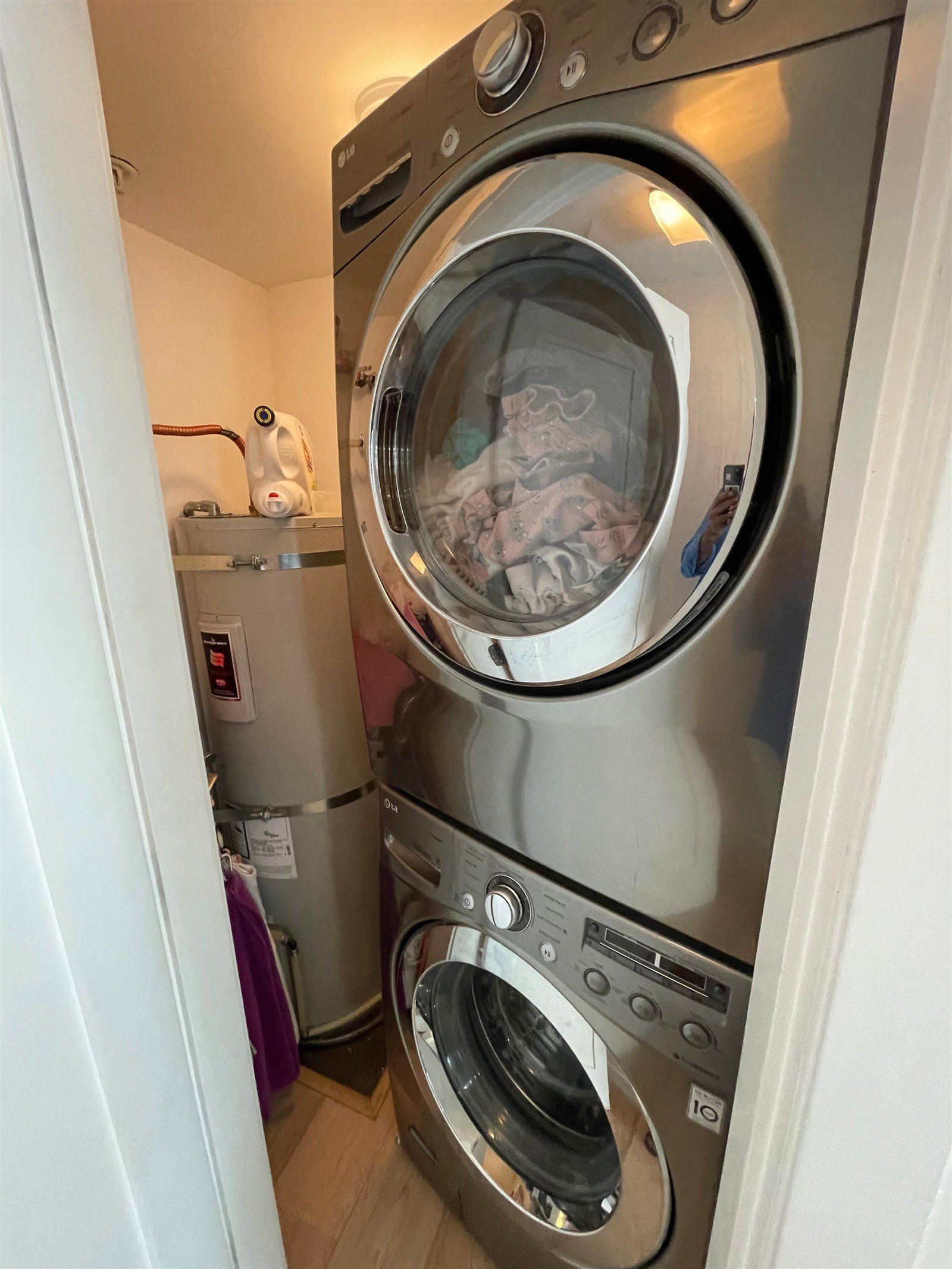 Listing Image 16