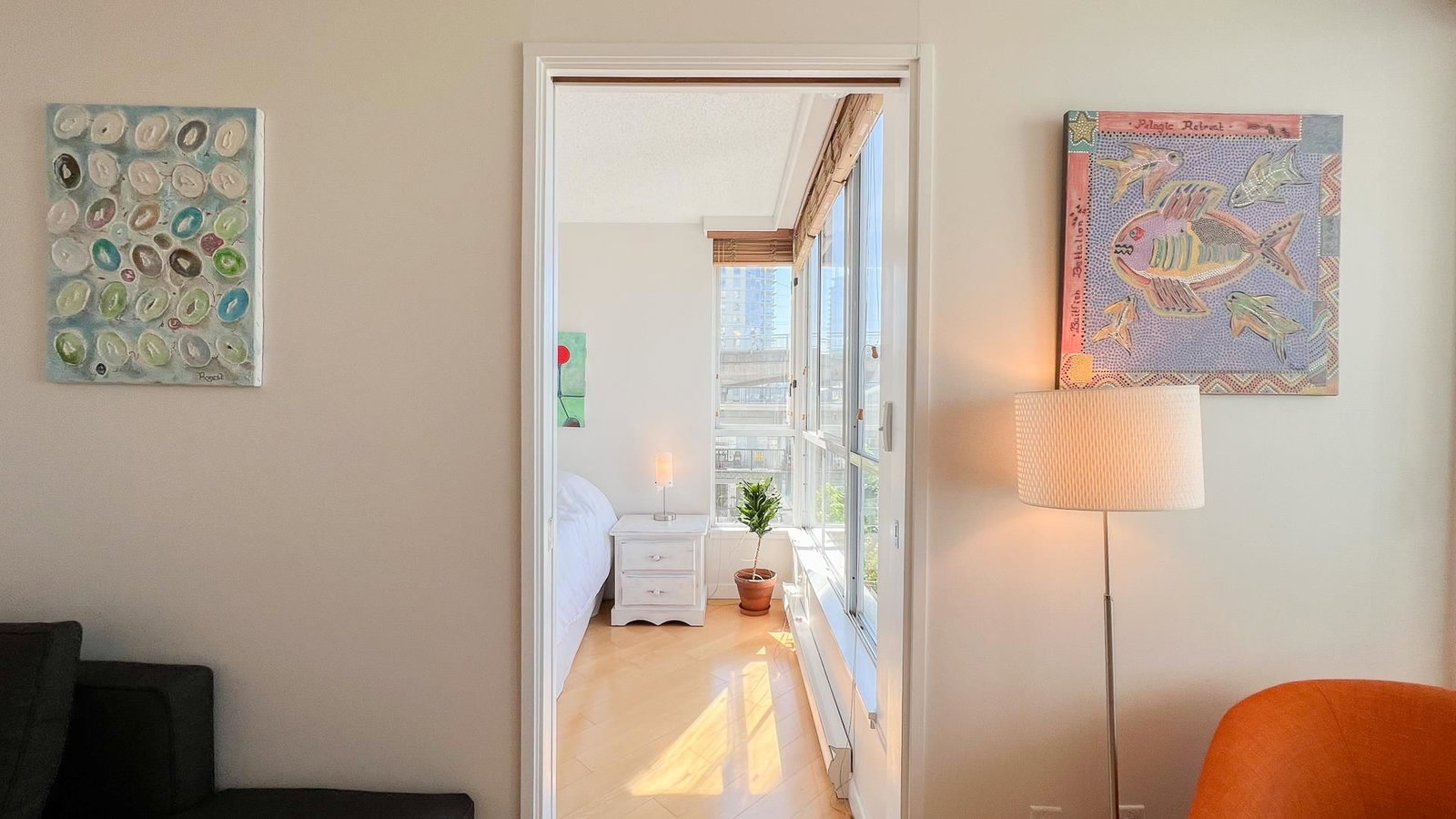 Listing Image 7