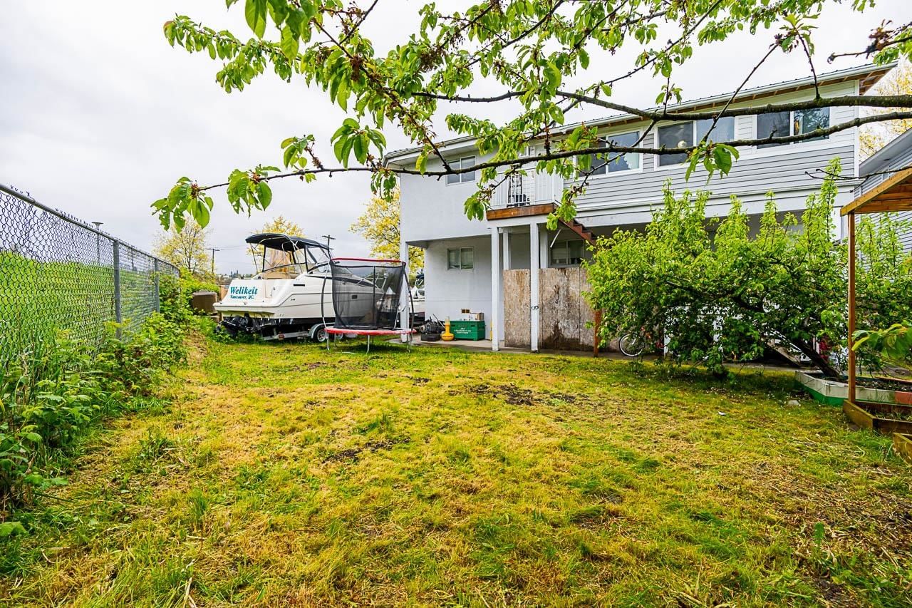 Listing Image 24