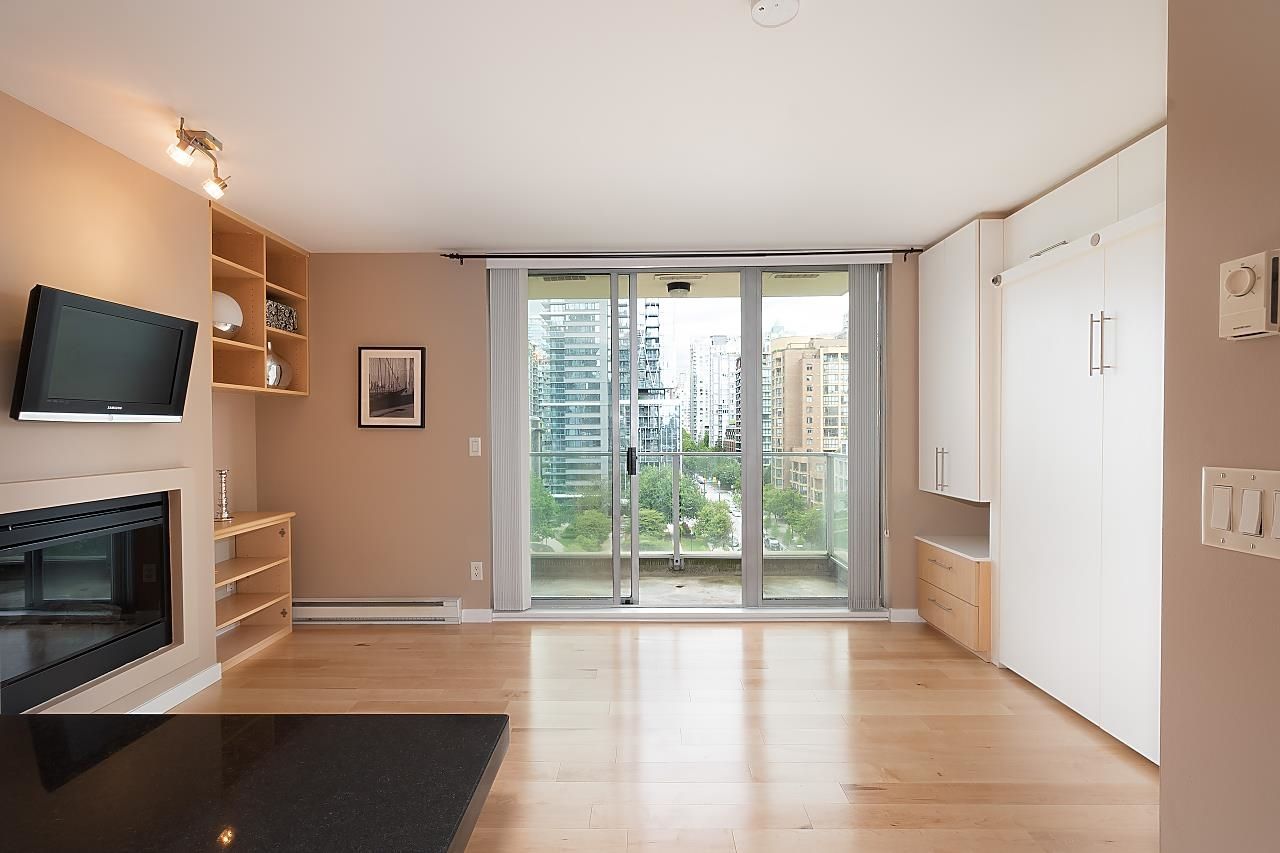 Listing Image 8