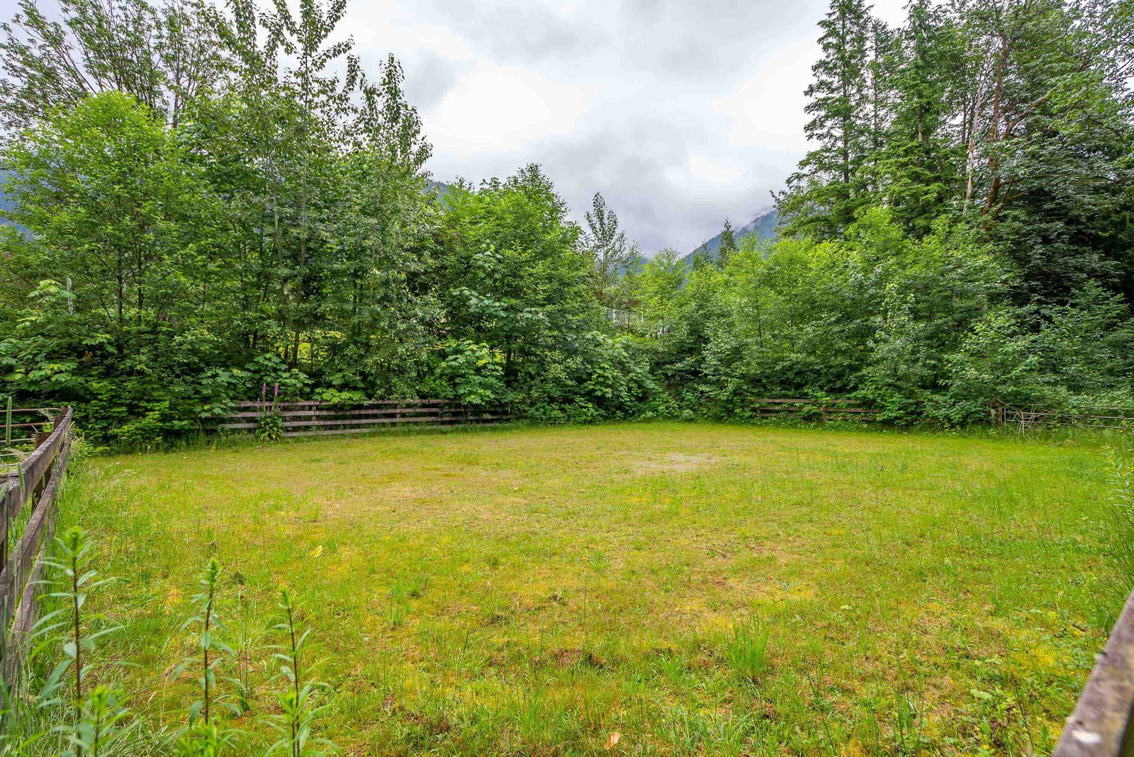 Listing Image 36