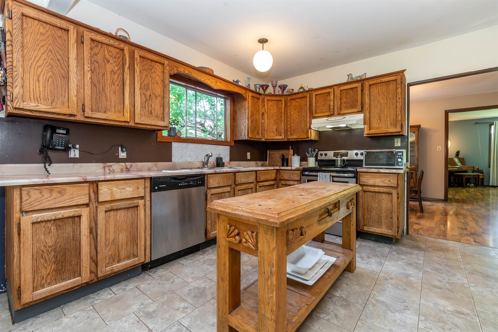 Listing Image 13