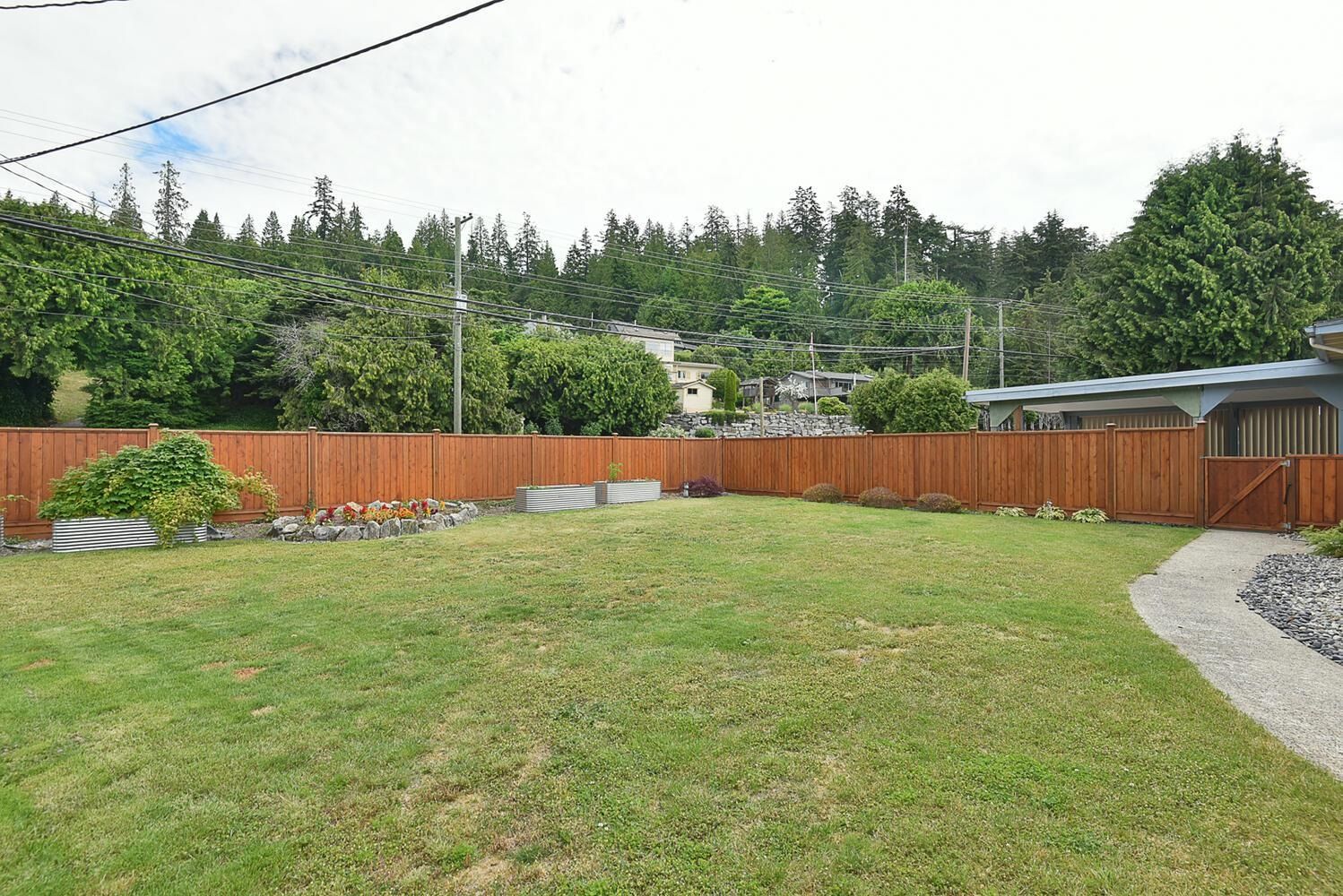 Listing Image 27