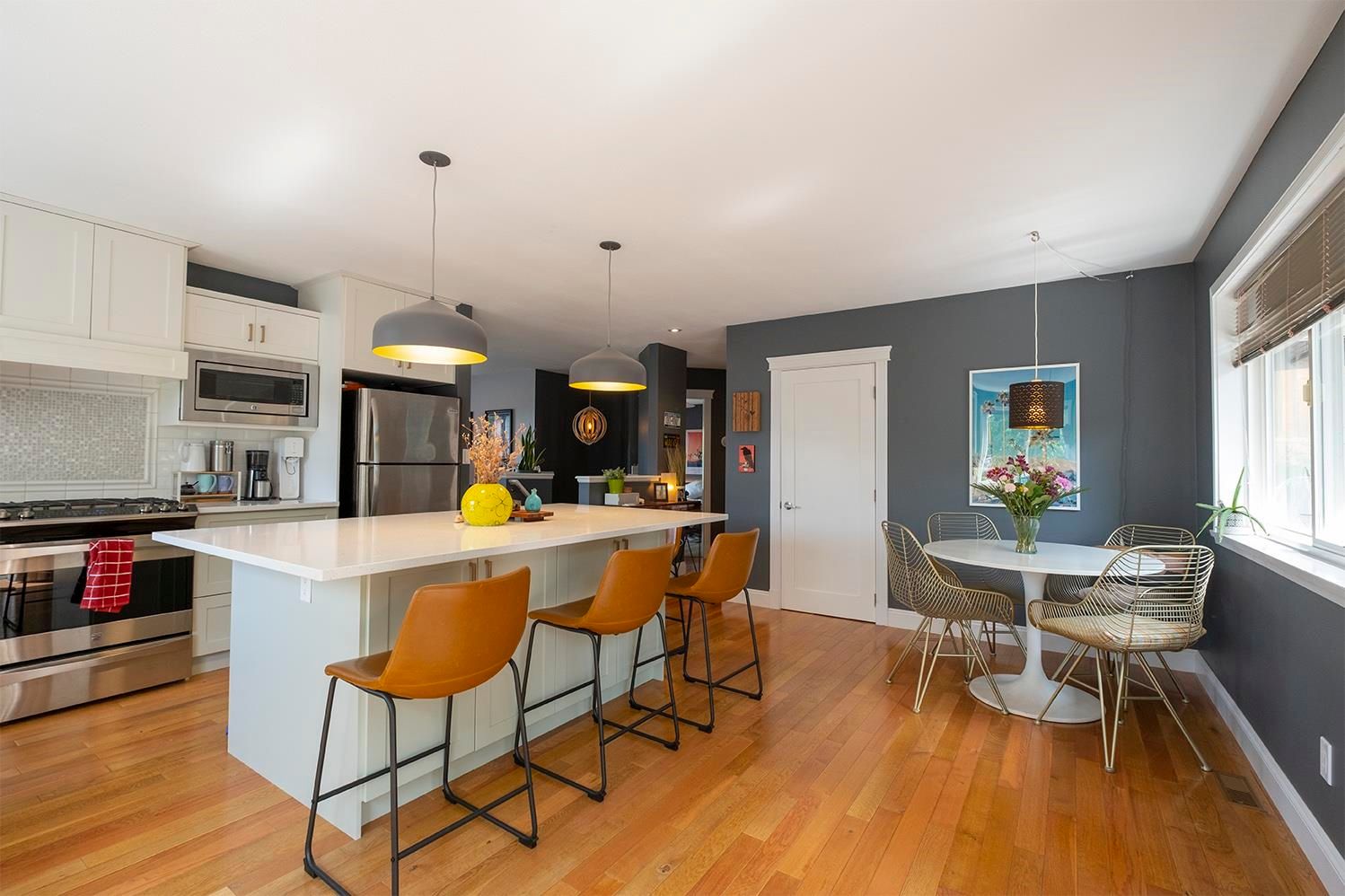 Listing Image 13