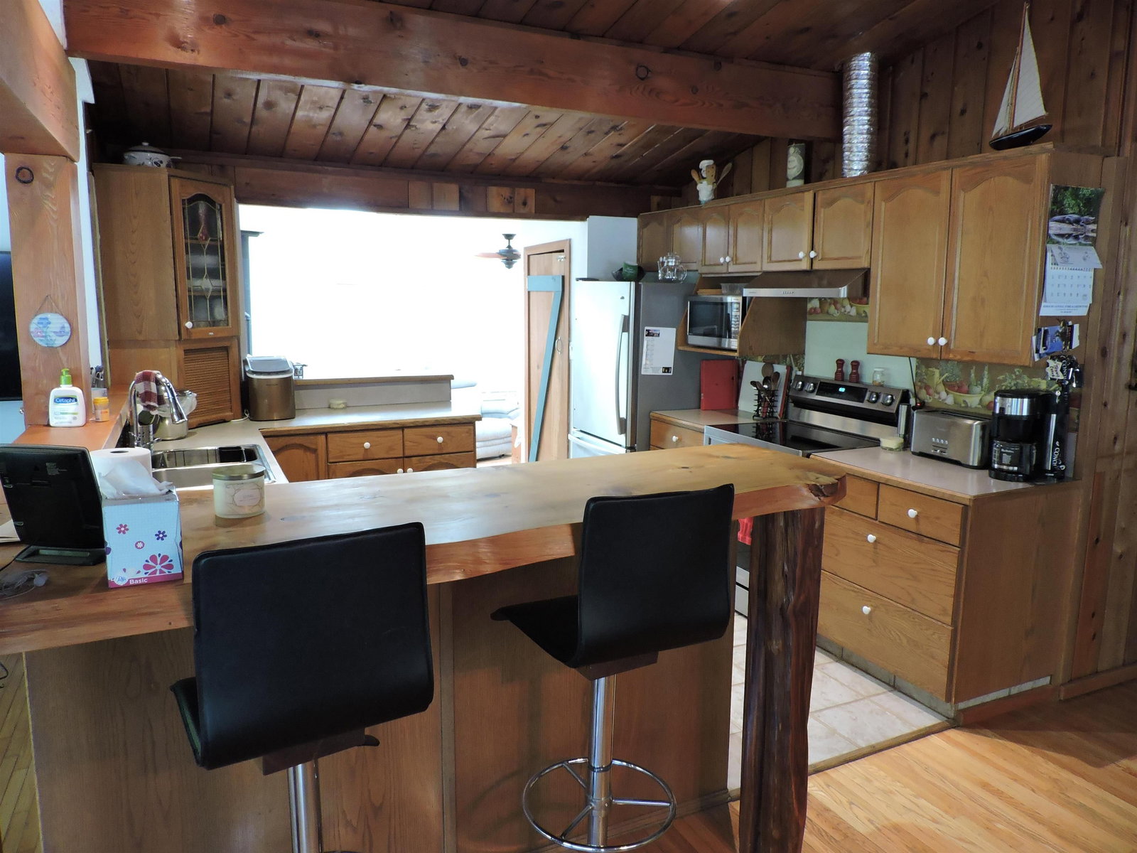 Listing Image 8