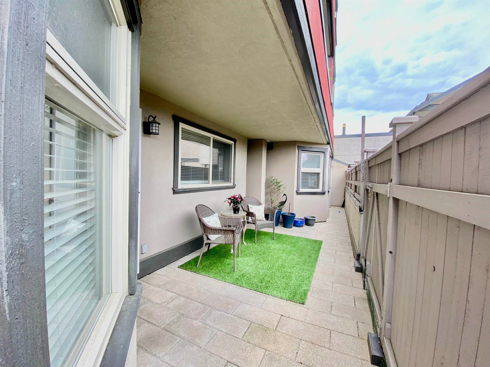 Listing Image 17