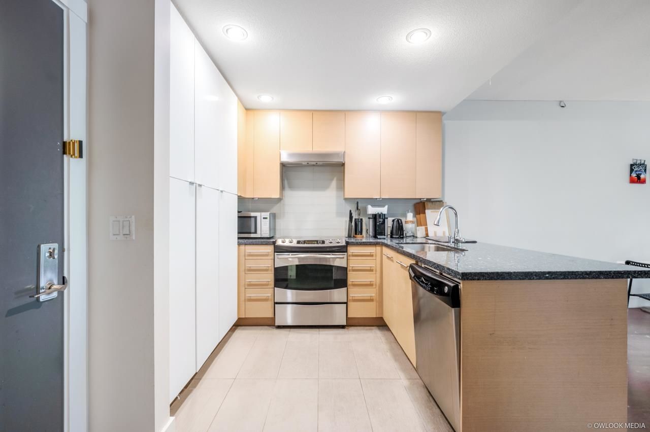 Listing Image 11