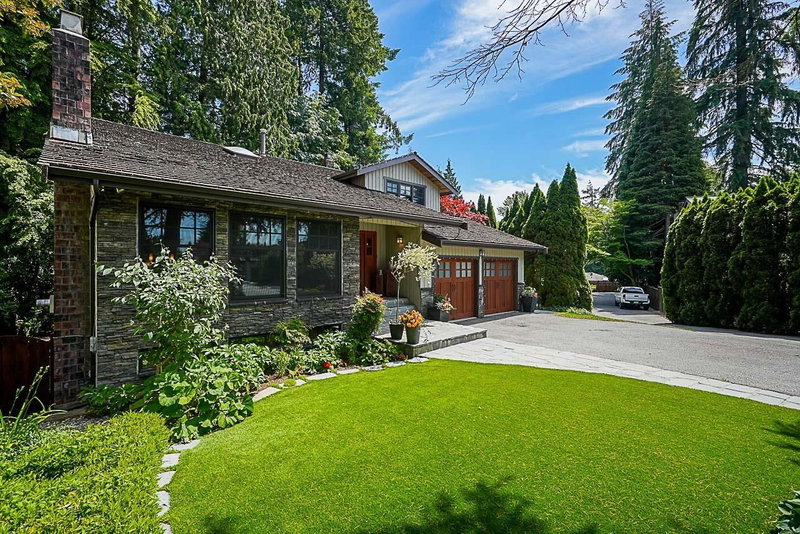 2857 Violet Street, North Vancouver, V7H 2L7 | Image 2