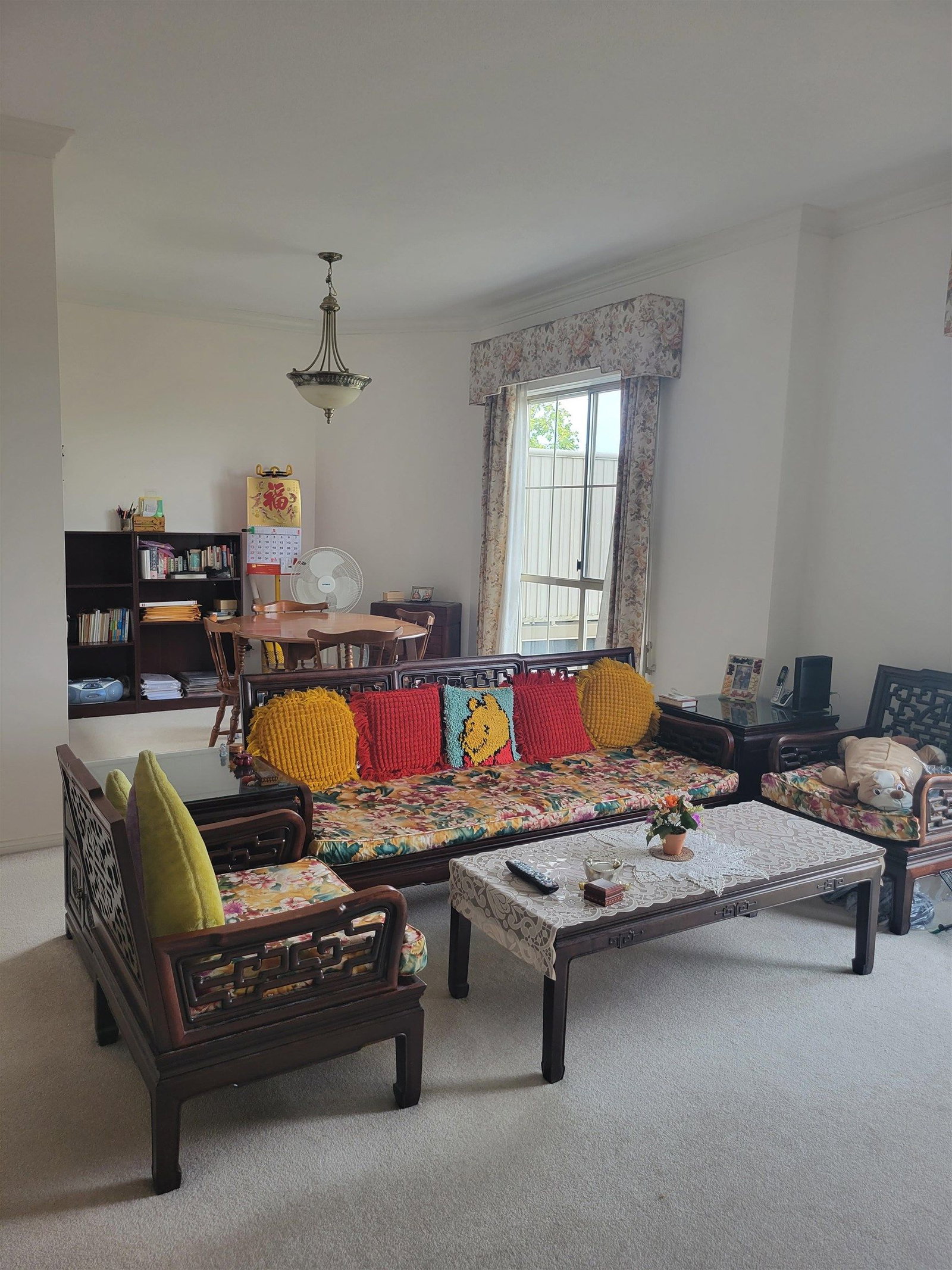 Listing Image 5