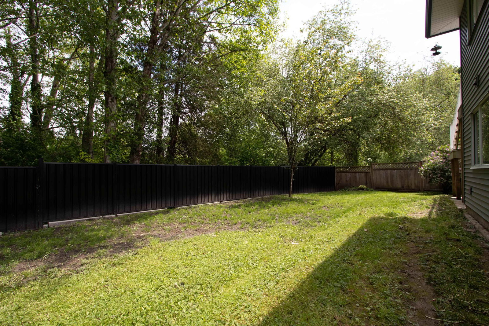 Listing Image 28