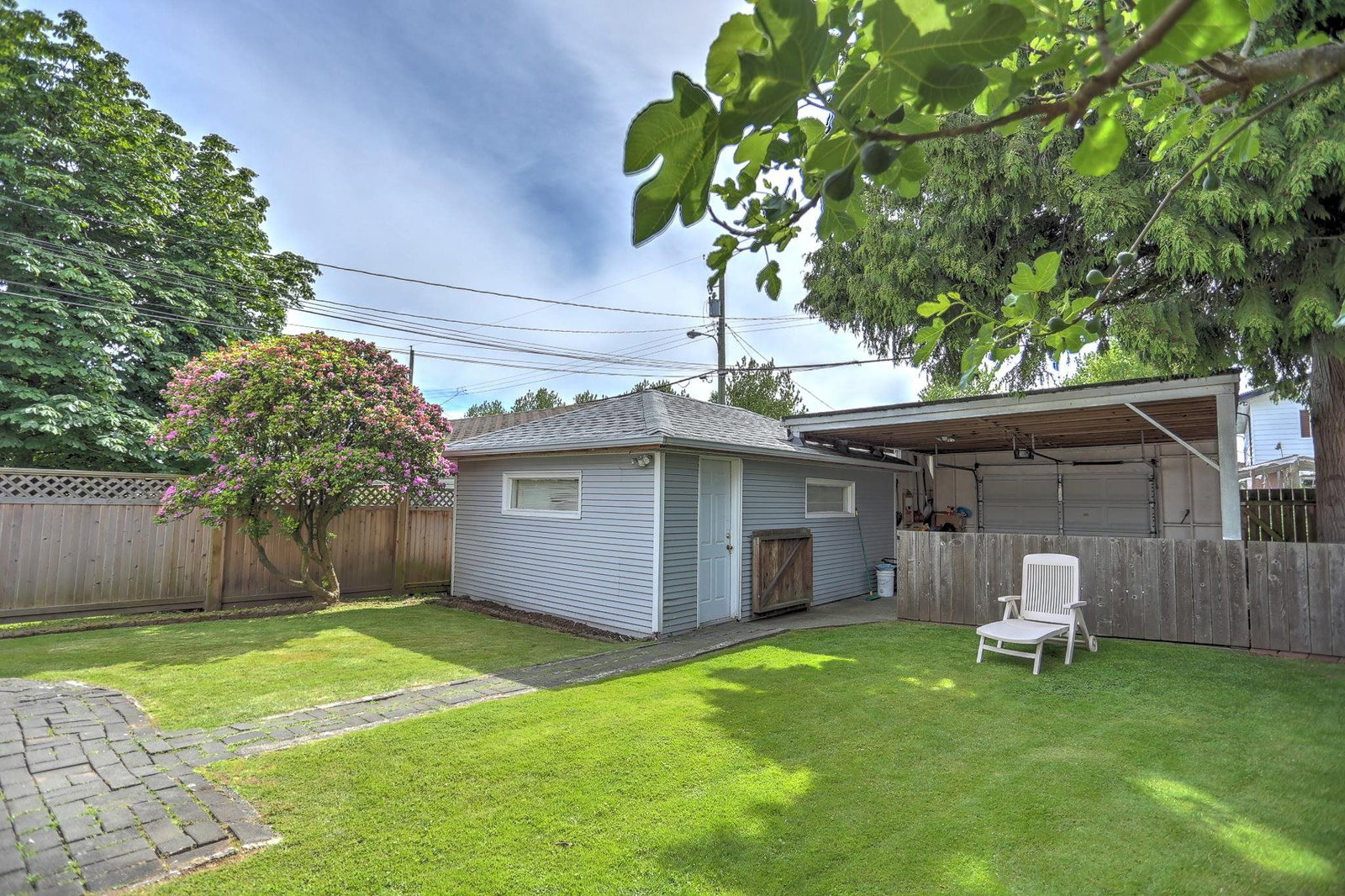 Listing Image 4