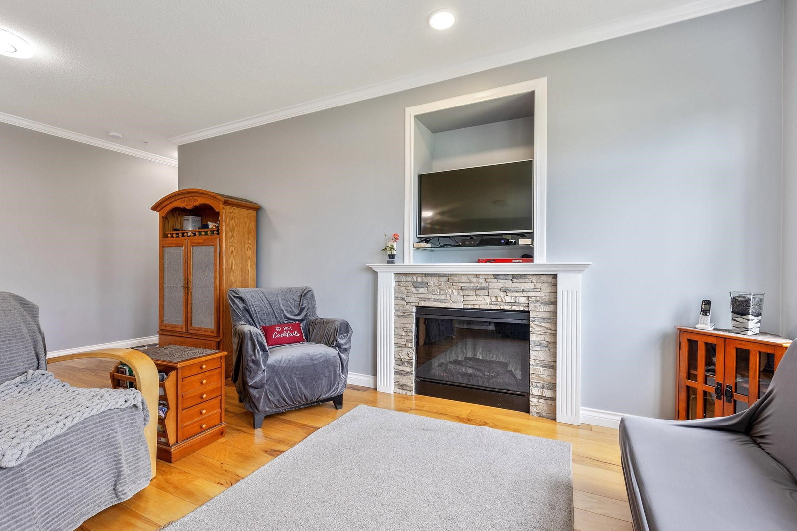 Listing Image 13
