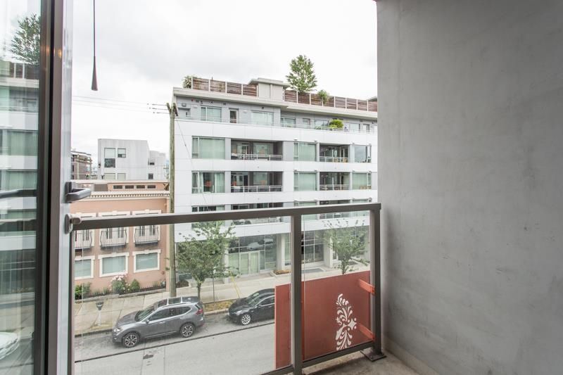 Listing Image 21