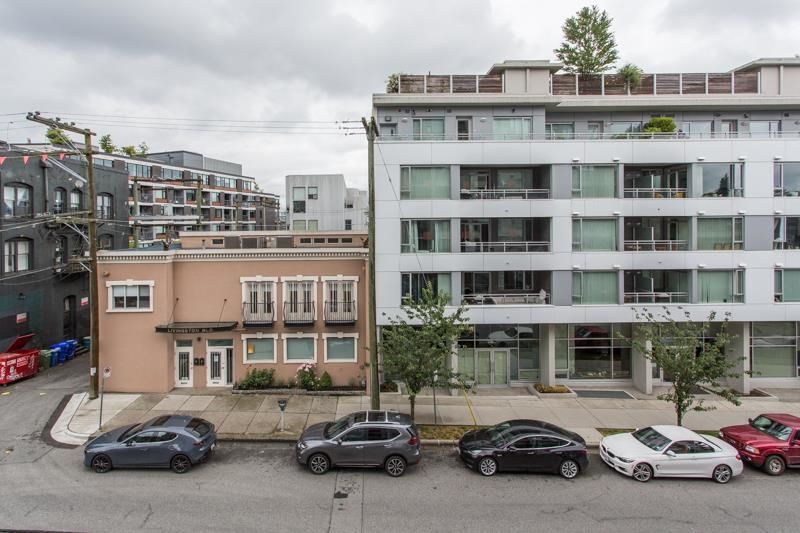 Listing Image 23