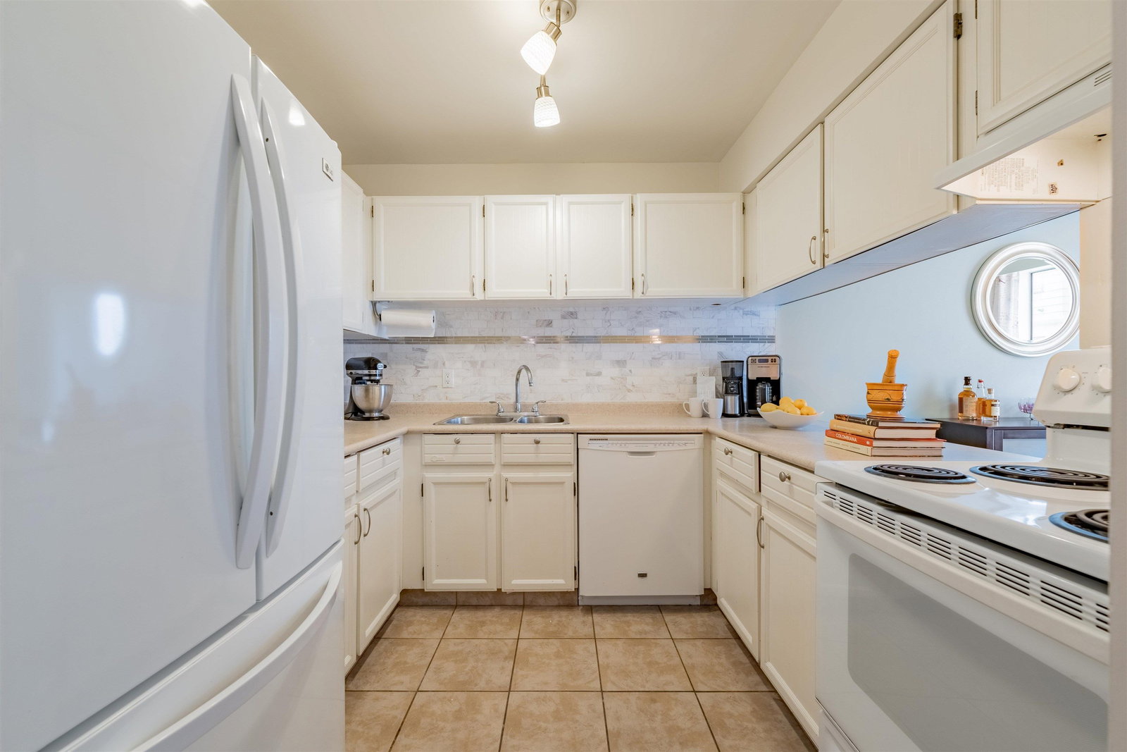 Listing Image 20