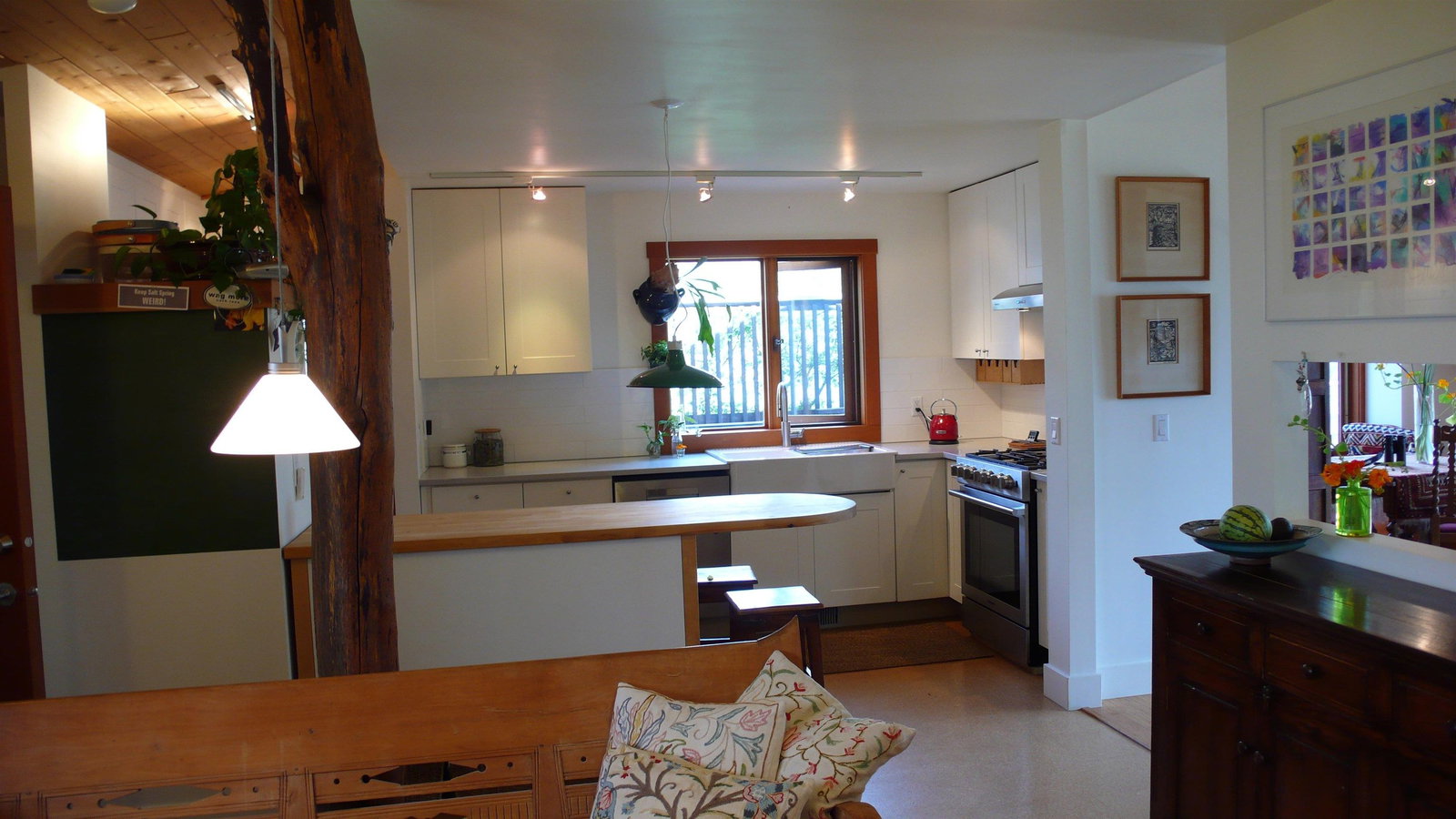 Listing Image 5