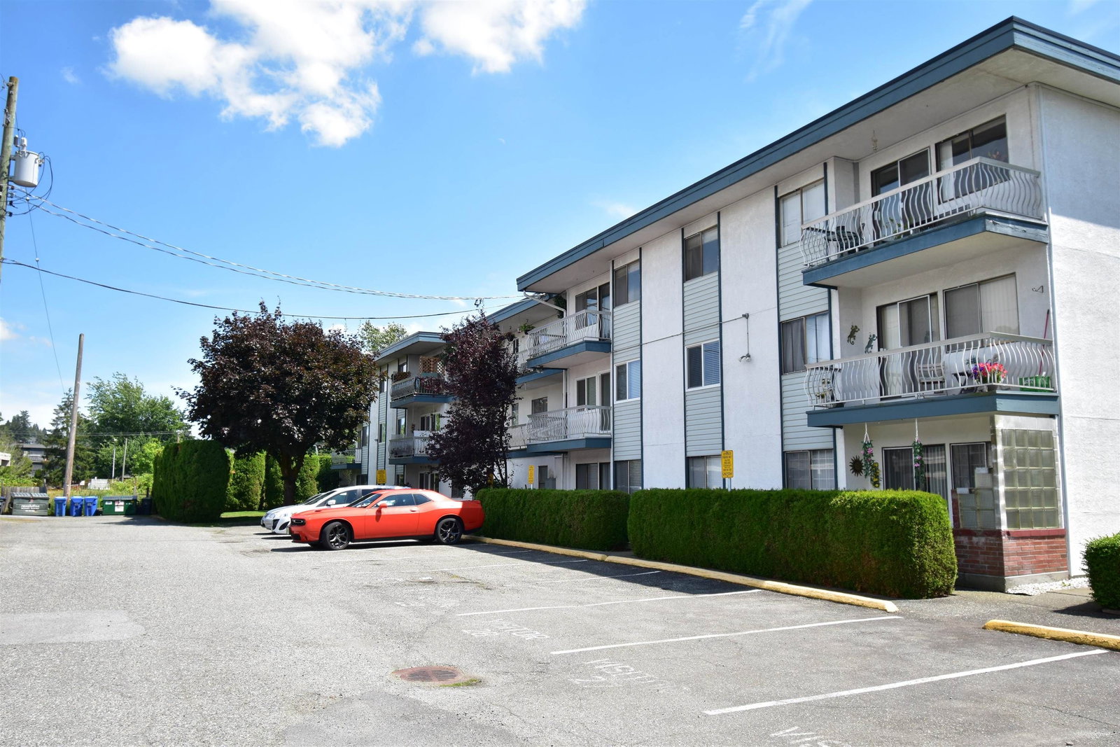 Listing Image 8