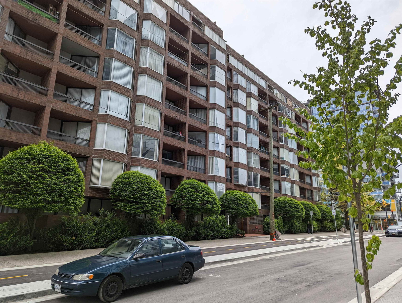 Listing Image 10