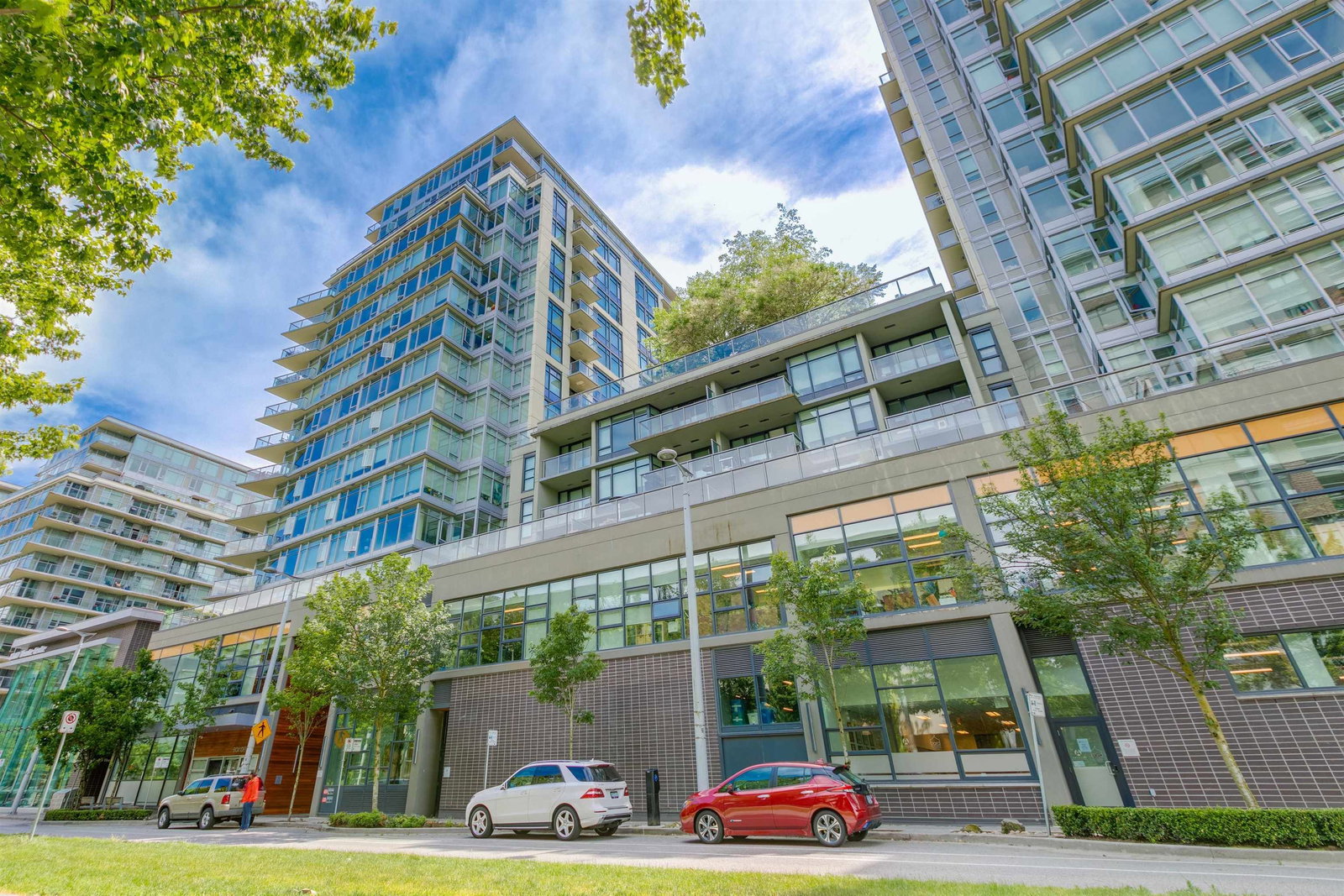 Listing Image 1