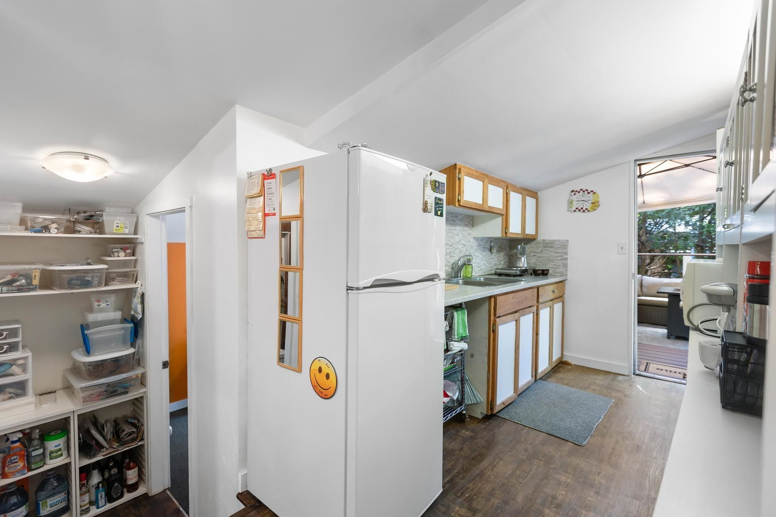 Listing Image 12