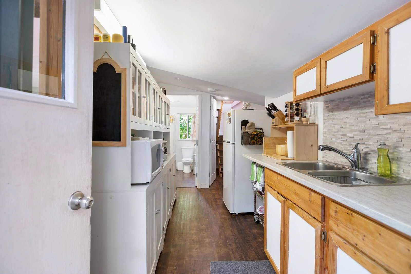 Listing Image 13
