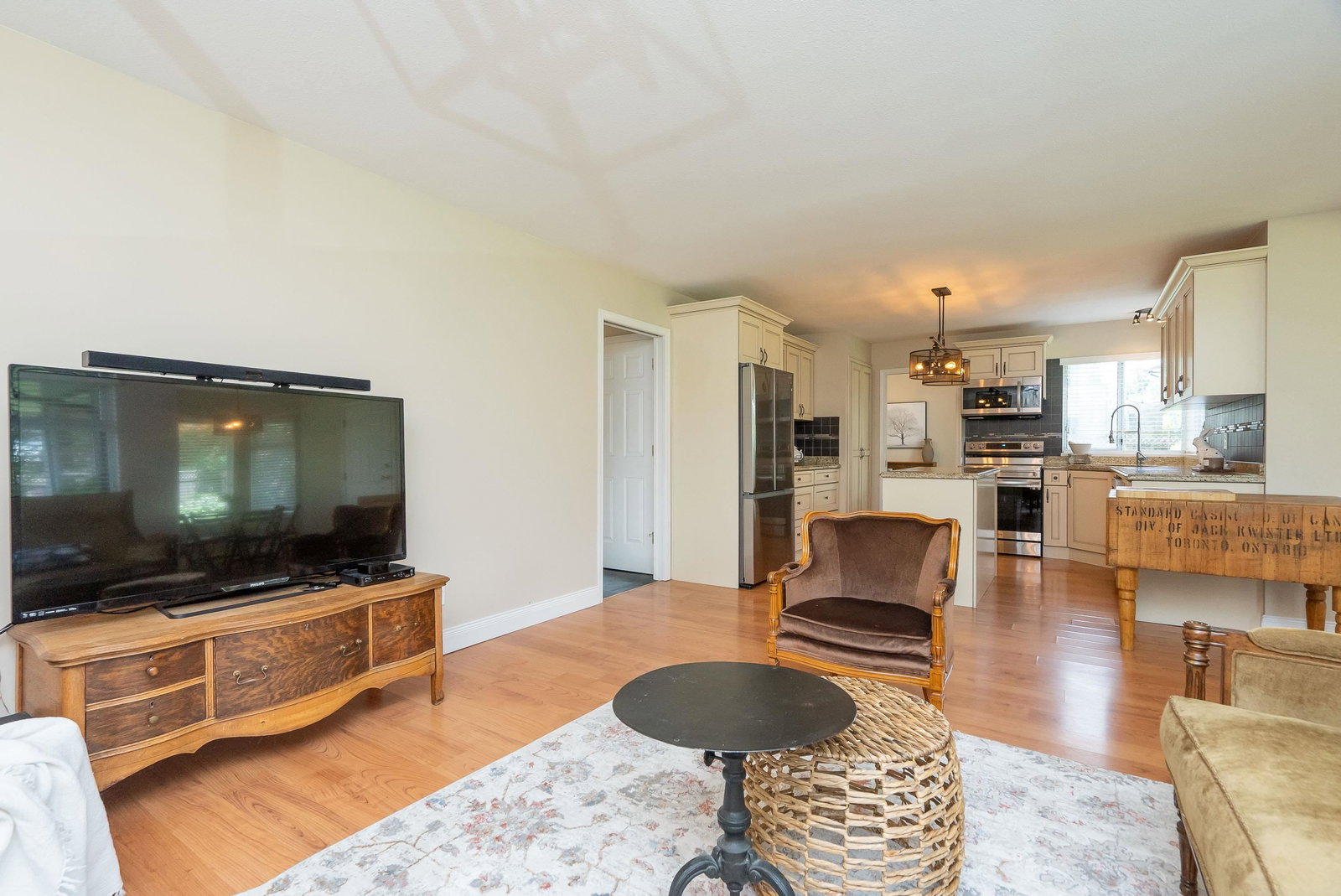 Listing Image 14